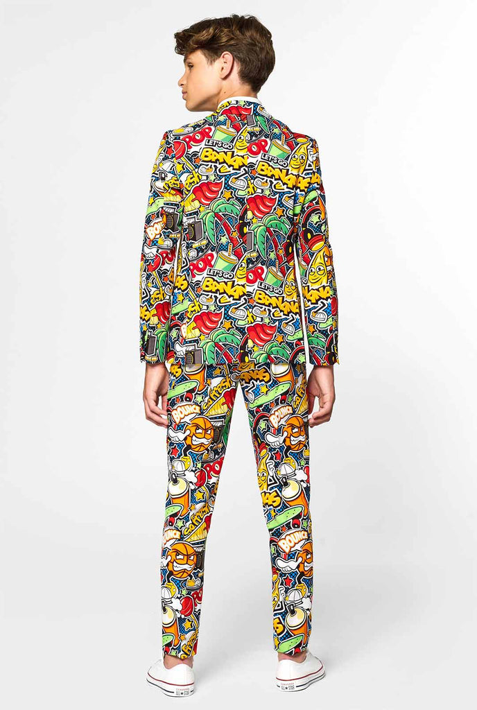 Crazy Retro Suit Street Vibes voor tienerjongens gedragen door Boy, View from the Back